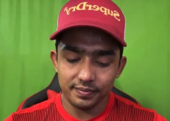 16 दिन जेल में बिताने के बाद राउंड टू हेल के मेम्बर का फूटा दर्द, इंस्टाग्राम लाइव के दौरान हुए भावुक।