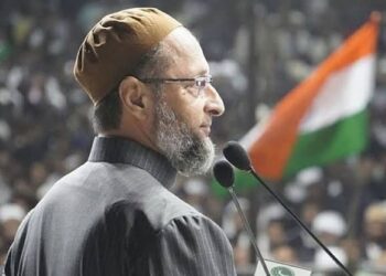 एक दिन हिजाब पहनने वाली लड़की बनेगी भारत की प्रधानमंत्रीः ओवैसी