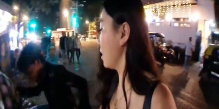 दक्षिण कोरियाई महिला YouTuber का मुंबई में उत्पीड़न, 2 आरोपी गिरफ्तार