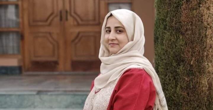 कश्मीरी महिला ने शुरू किया फ्रोजन फूड वेंचर, बनीं दूसरों के लिए प्रेरणा