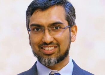 मिलिए हैदराबाद मूल के डॉ रागिब अली से जिन्हें ब्रिटेन में OBE पुरस्कार से सम्मानित किया गया