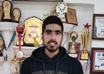 12वीं क्लास के कश्मीरी छात्र का कार सीट बेल्ट में इनोवेशन, लोग कर रहे हैं जमकर तारीफ