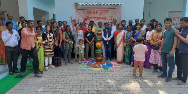 शिक्षा, स्वास्थ्य, स्वावलंबन, संविधान, और सौहार्द पर और सघन कार्य करेगी आशा ट्रस्ट: डॉ मोहम्मद आरिफ