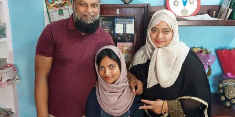 सल्तनत परवीन (Saltanat Parveen) ने अपने चौथे प्रयास में पास की UPPCS-2022 की परीक्षा.