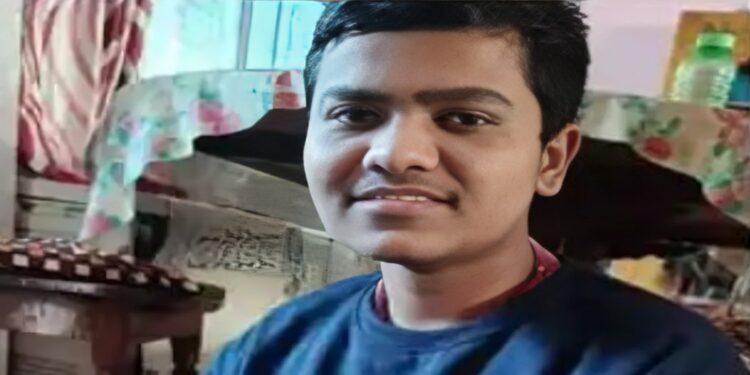 IIT JEE Main जनवरी सेशन का रिजल्ट जारी, किसान के बेटे अबू बकर सिद्दीकी ने मारा बिहार में टॉप, 10वीं तक गांव के स्कूल से की थी पढ़ाई।