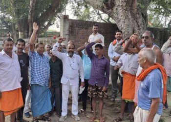 महमूद आलम: माण्डू की जनता के दिलों पर राज, विष्णुगढ़ में जनसंपर्क अभियान, विकास के सपने को किया साकार।