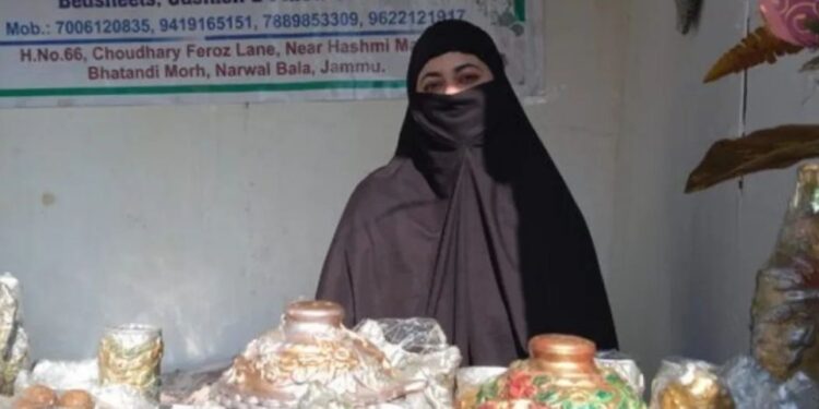 अनीजा मुश्ताक: रसोई के कचरे से रोजगार का नया आयाम, 700 महिलाओं को आत्मनिर्भर बनाया।