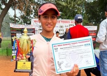 कश्मीर की टेनिस स्टार एरिन मीर ने जीती अंडर-16 AIR चैंपियनशिप।