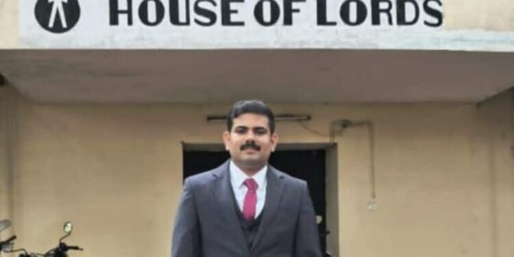 दिहाड़ी मजदूरी से जज बनने तक का सफर: यासीन शान मुहम्मद की प्रेरक कहानी।