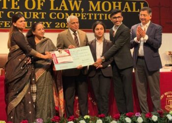 जामिया मिल्लिया इस्लामिया की टीम ने ‘चेकमेट 2025’ राष्ट्रीय मूट कोर्ट प्रतियोगिता में दूसरा सर्वश्रेष्ठ स्मृति पुरस्कार प्राप्त किया