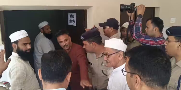 उत्तराखंड: हल्द्वानी में मदरसों के खिलाफ सरकार की बड़ी कार्रवाई।