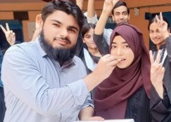 CBSE 10वीं-12वीं रिजल्ट: 93.66% पास, मुरादाबाद की अमरीन ने किया टॉप।