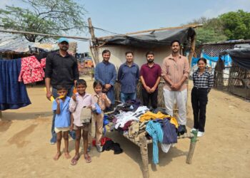 गौतम बुद्धा विश्वविद्यालय के समाज कार्य विभाग ने किया दान अभियान का सफल आयोजन।