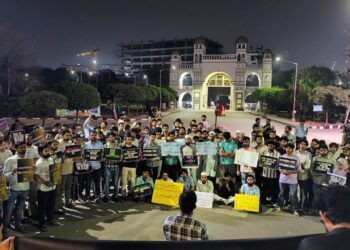 मानू छात्रसंघ के नेताओं ने इंडिया गठबंधन से सामाजिक न्याय, समान प्रतिनिधित्व और विकास के लिए 8 सूत्रीय मांगों पर अमल की अपील की।