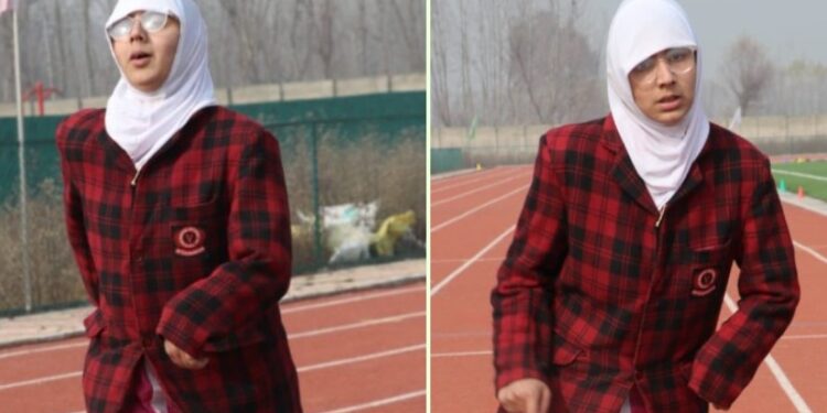 कश्मीर: खुशबू जान ने पहले UT-स्तर एथलेटिक मीट में इतिहास रचा, GCOPE गंदरबल में सैकड़ों को प्रेरित किया।