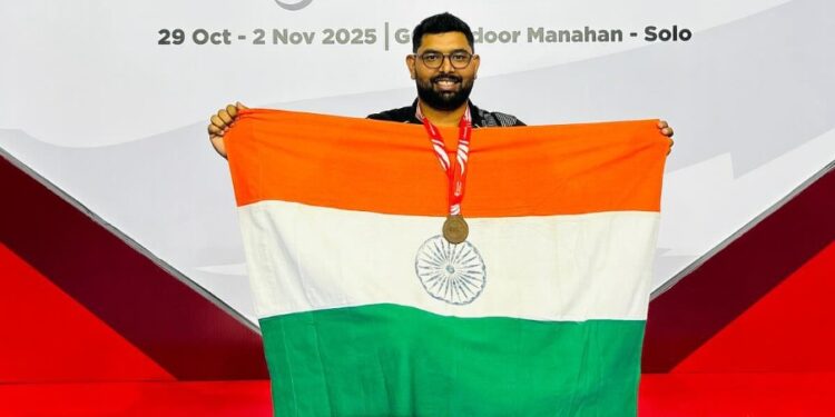 जामिया के पीएचडी स्कॉलर मुन्ना ख़ालिद ने इंडोनेशिया पैरा-बैडमिंटन इंटरनेशनल 2025 (लेवल-1) में जीता ब्रॉन्ज मेडल।