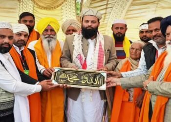 ‘नमाज़ के लिए दूसरे गांव जाना पड़ता था’ — सिख महिला ने मस्जिद के लिए दान की ज़मीन, हिंदुओं ने दिया आर्थिक सहयोग।