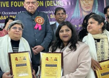 नई दिल्ली: महिलाओं की शिक्षा में योगदान के लिए डॉ. नाज़िश बेगम को किया गया सम्मानित।